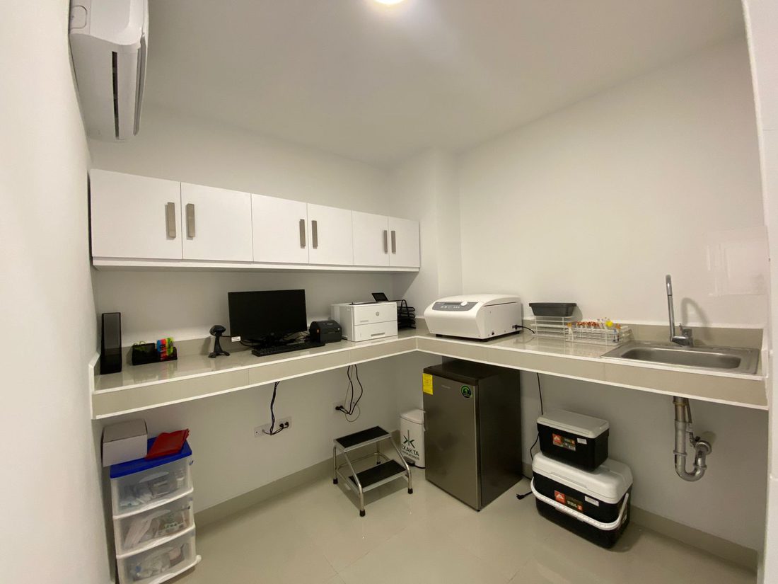 Exakta Cementera: Área de laboratorio